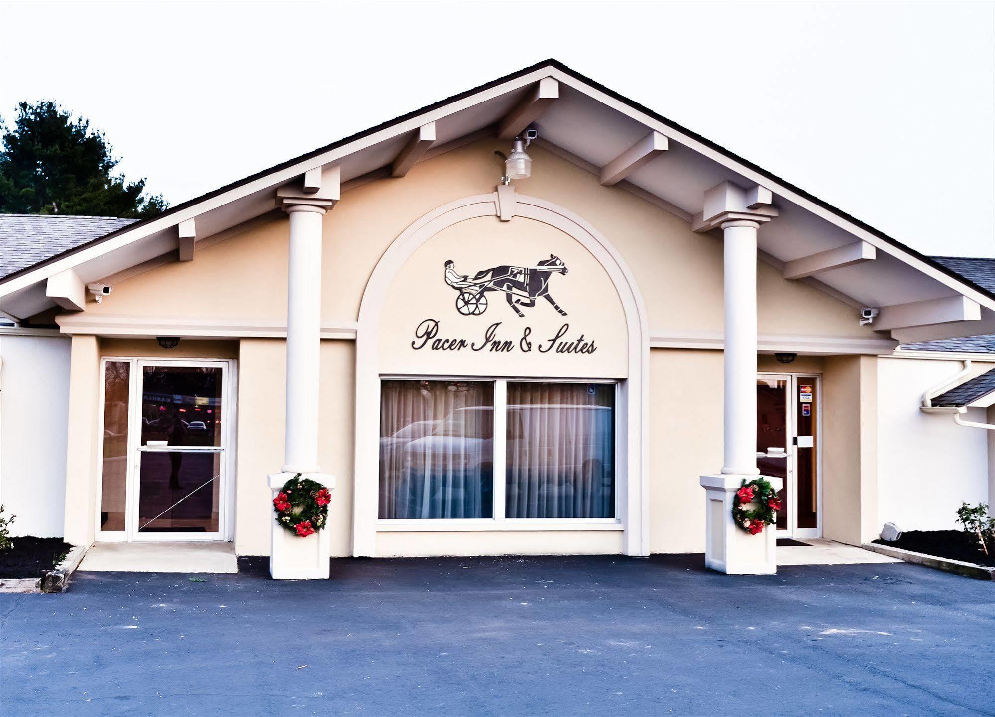 Pacer Inn & Suites Motel Delaware Exterior foto